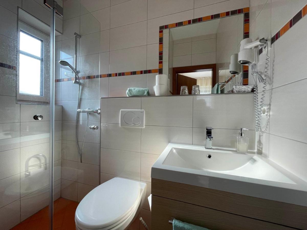 Rothsee Hotel Allersberg Buitenkant foto