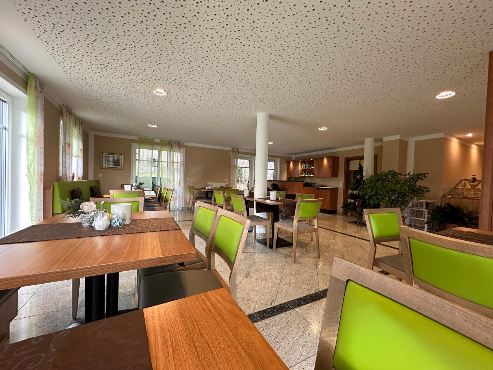 Rothsee Hotel Allersberg Buitenkant foto