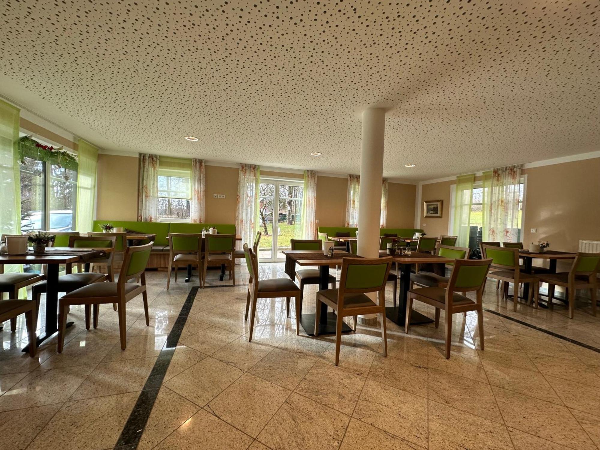 Rothsee Hotel Allersberg Buitenkant foto