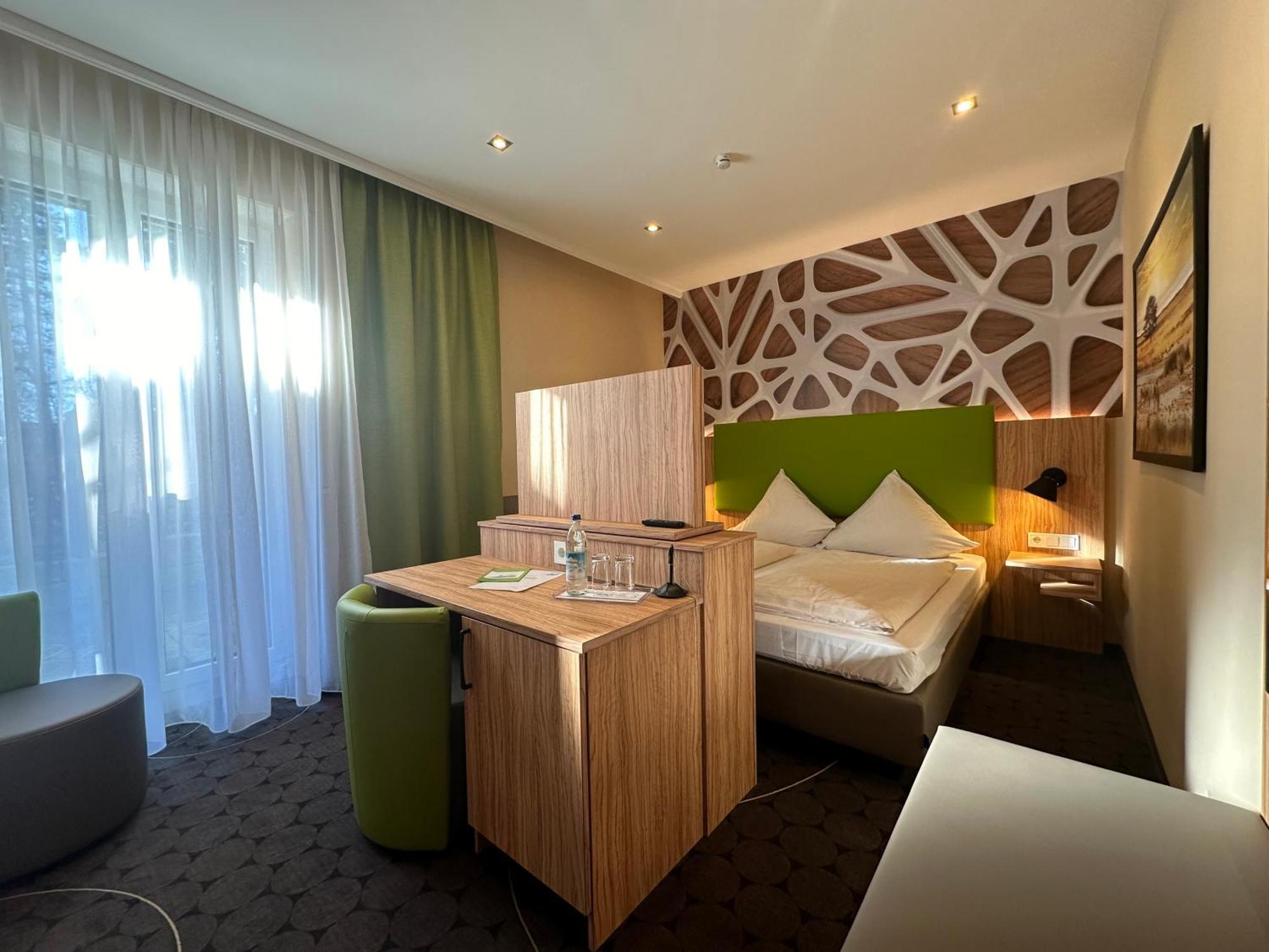 Rothsee Hotel Allersberg Buitenkant foto