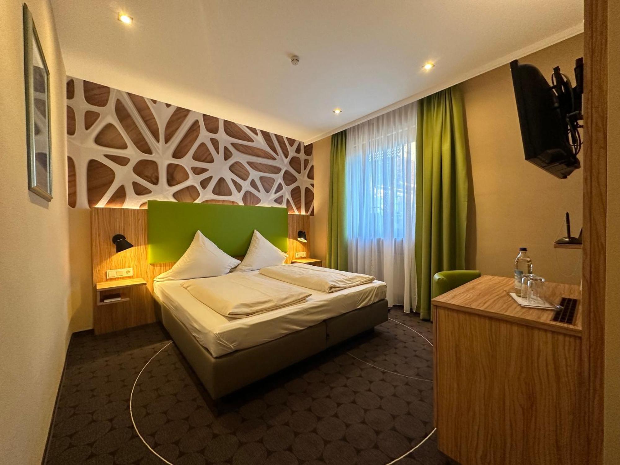 Rothsee Hotel Allersberg Buitenkant foto