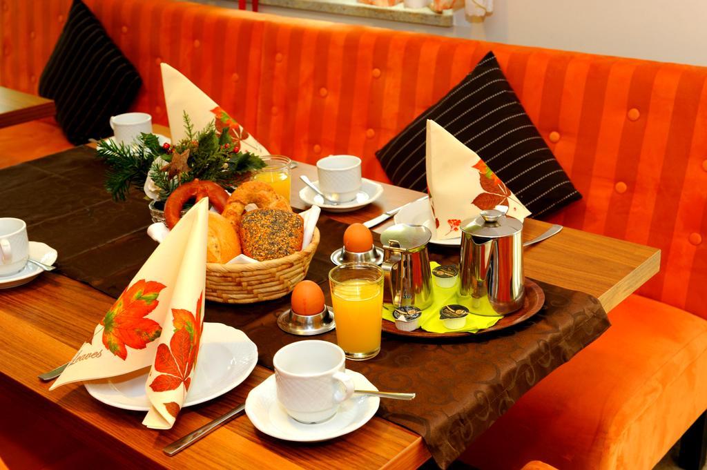 Rothsee Hotel Allersberg Buitenkant foto