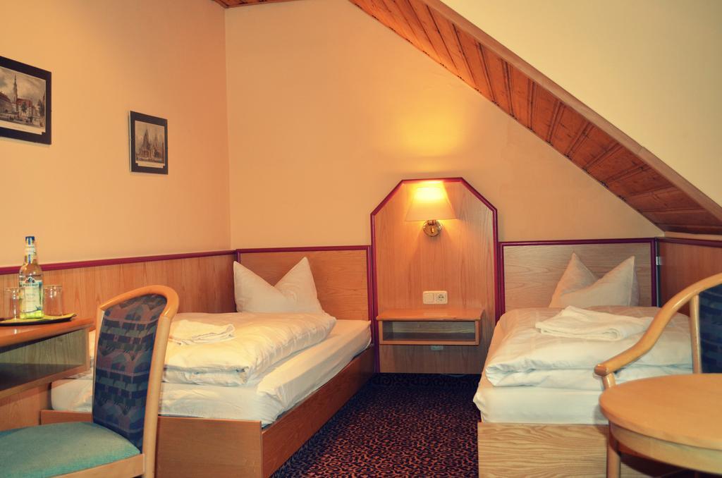 Rothsee Hotel Allersberg Buitenkant foto